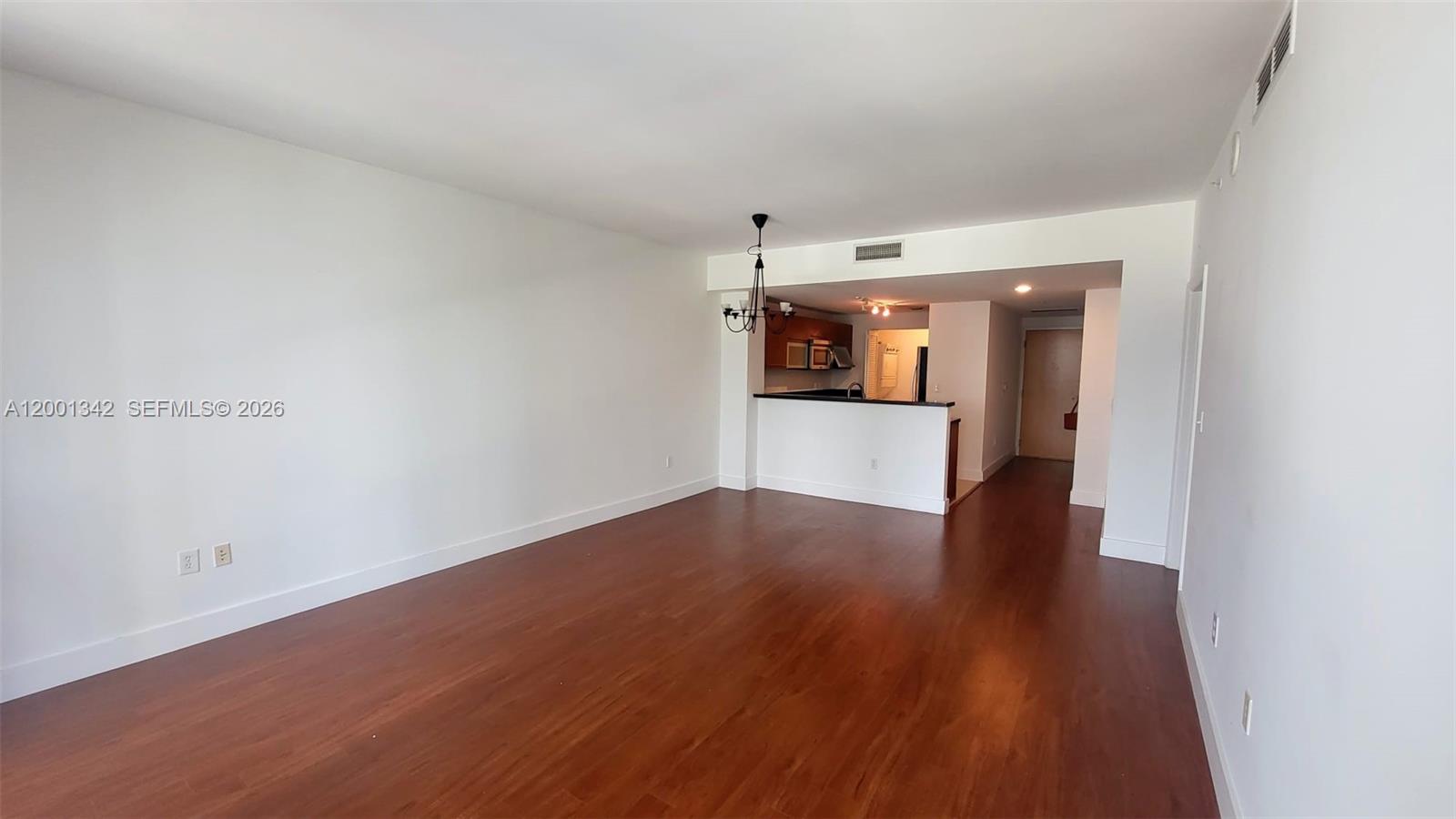 253 NE 2nd St #1004, Miami FL 33132