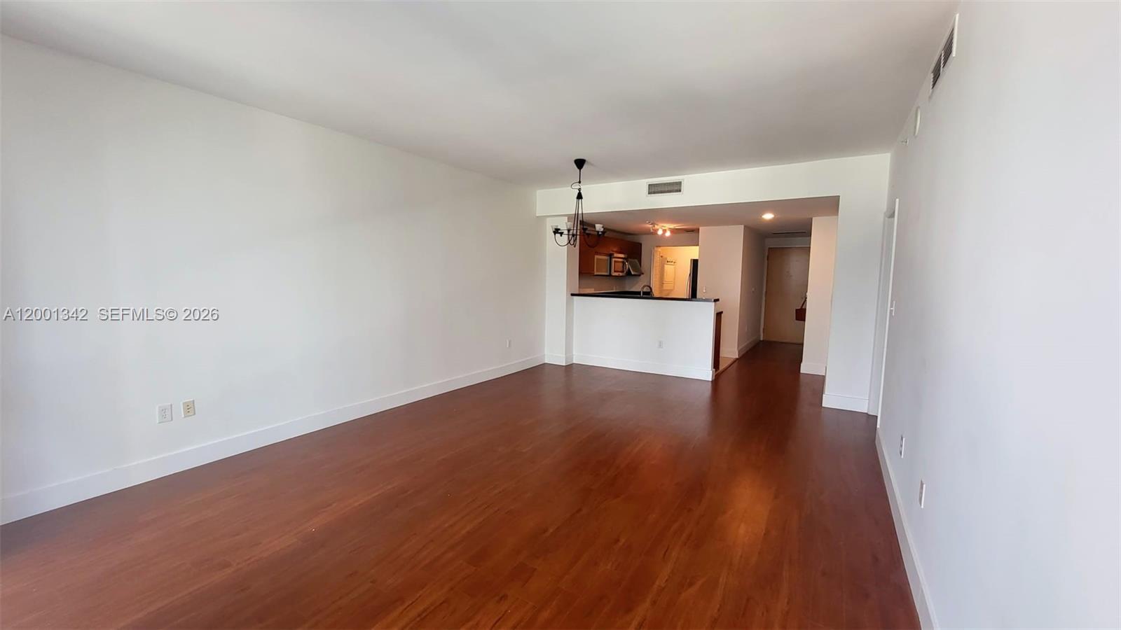 253 NE 2nd St #1004, Miami FL 33132