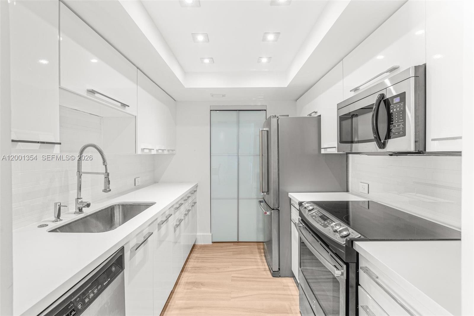 90 Alton Rd #2305, Miami Beach FL 33139