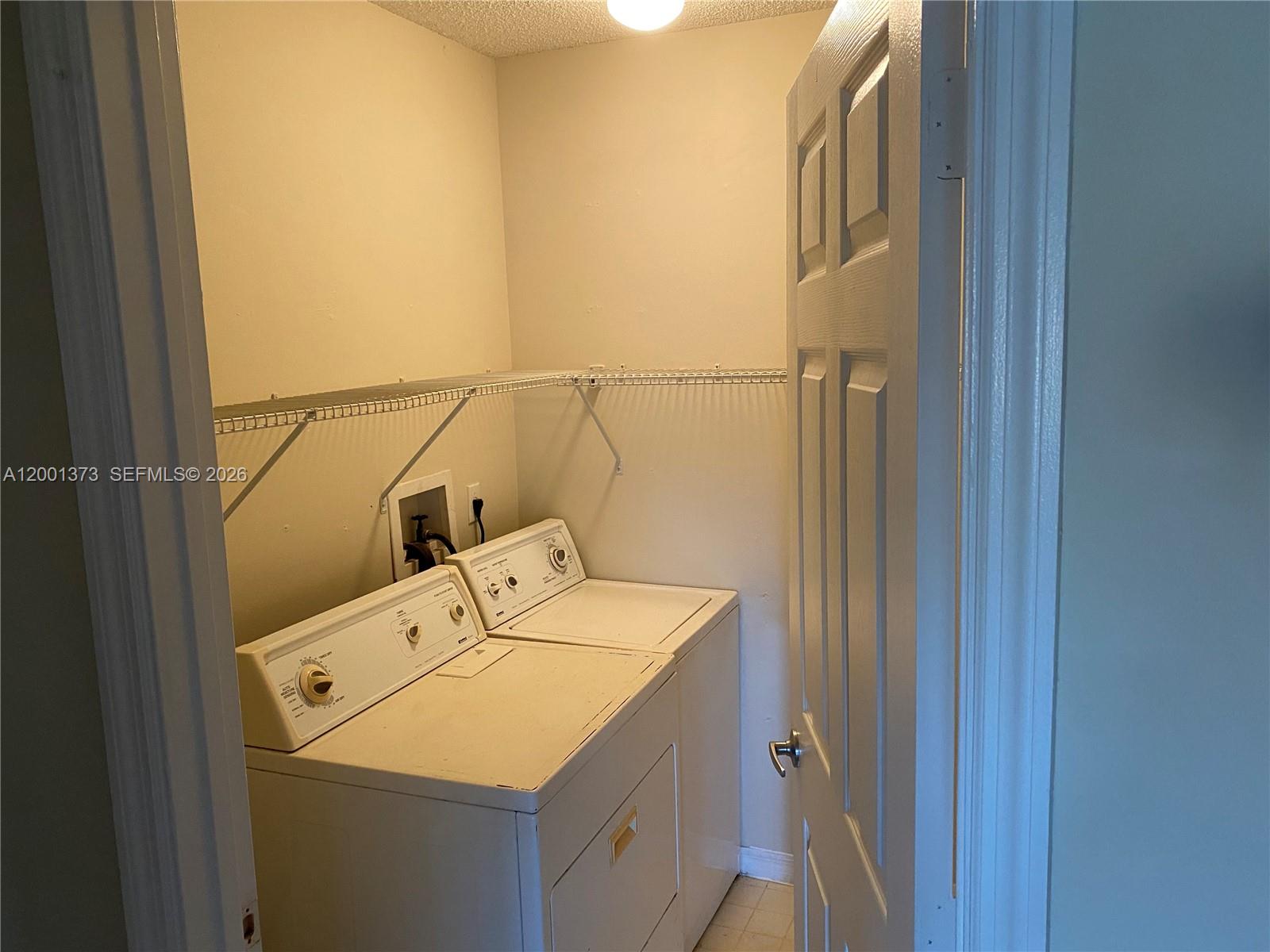9645 nw 1st ct #1-302, Pembroke Pines FL 33024