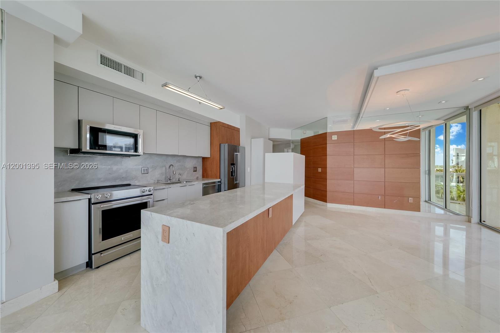 3131 NE 188th St #1-808, Aventura FL 33180