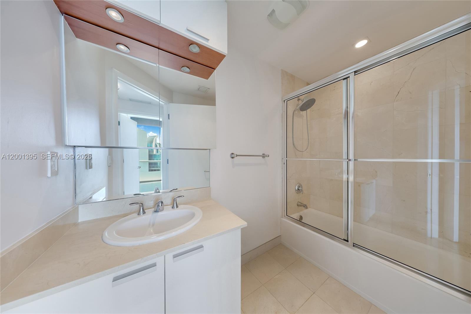 3131 NE 188th St #1-808, Aventura FL 33180