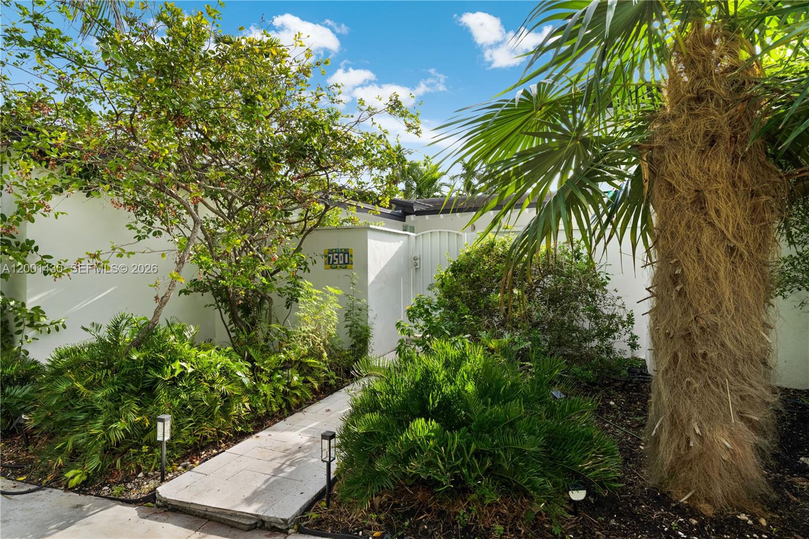 7501 W Adventure Ave, North Bay Village FL 33141