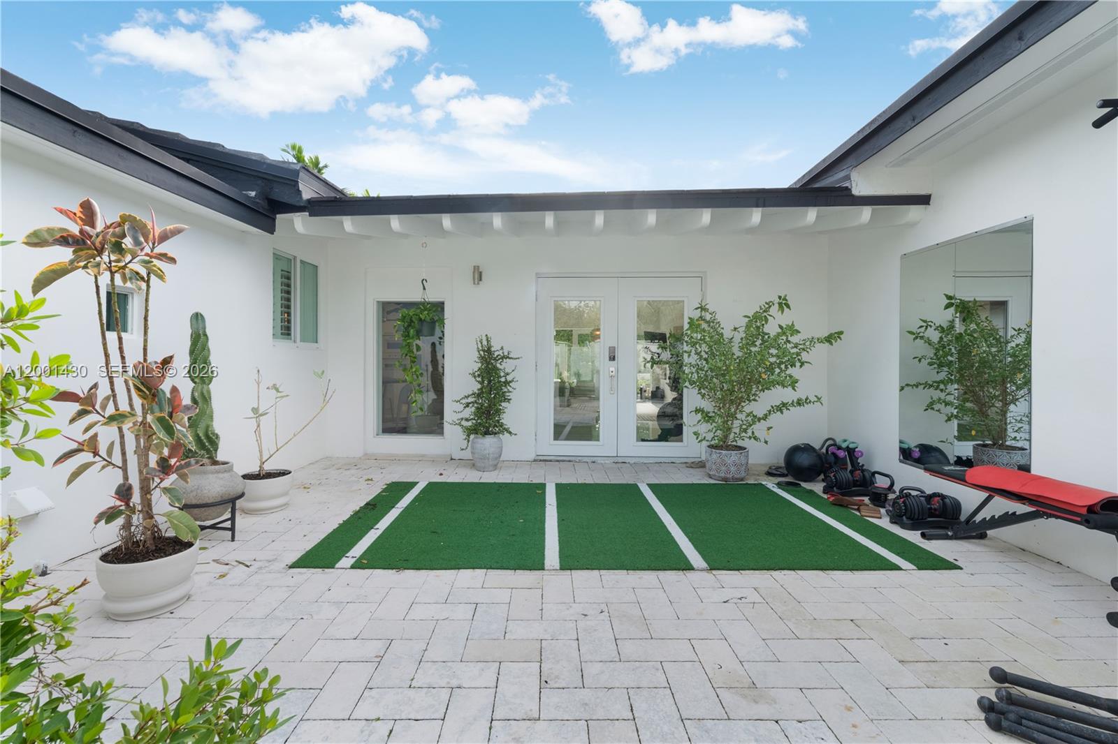 7501 W Adventure Ave, North Bay Village FL 33141