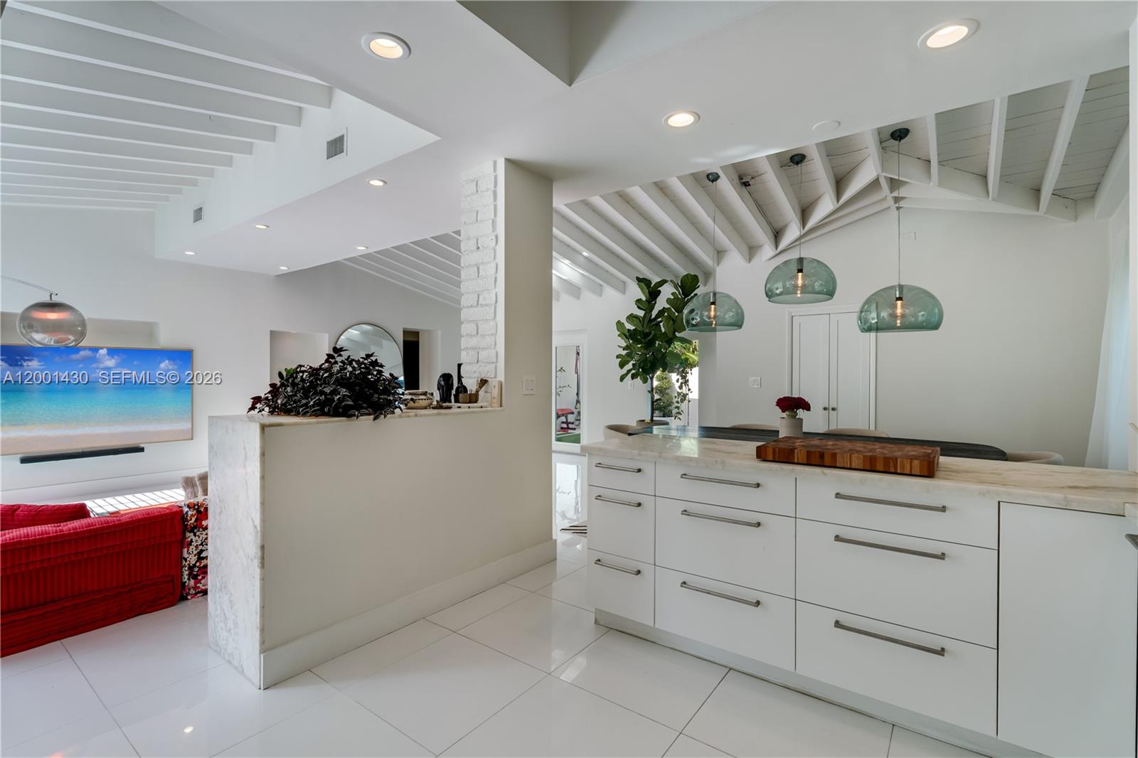 7501 W Adventure Ave, North Bay Village FL 33141