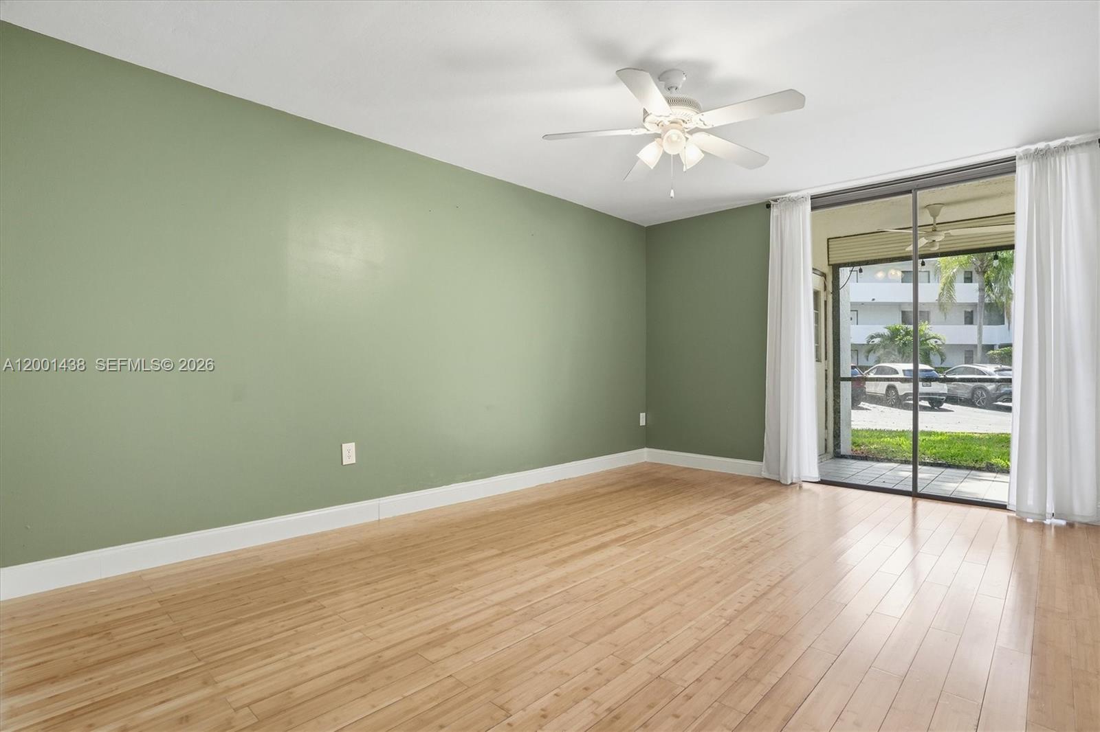 1410 Sheridan St #8i, Hollywood FL 33020