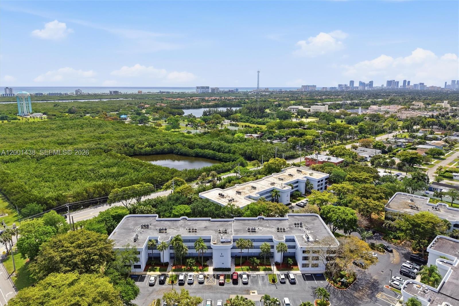 1410 Sheridan St #8i, Hollywood FL 33020