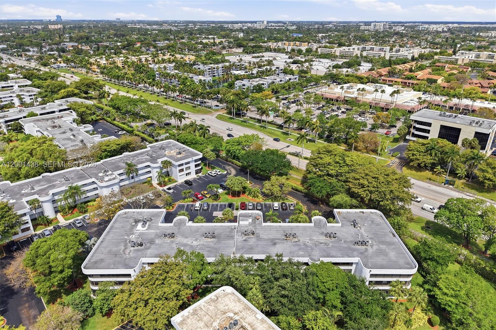 1410 Sheridan St #8i, Hollywood FL 33020