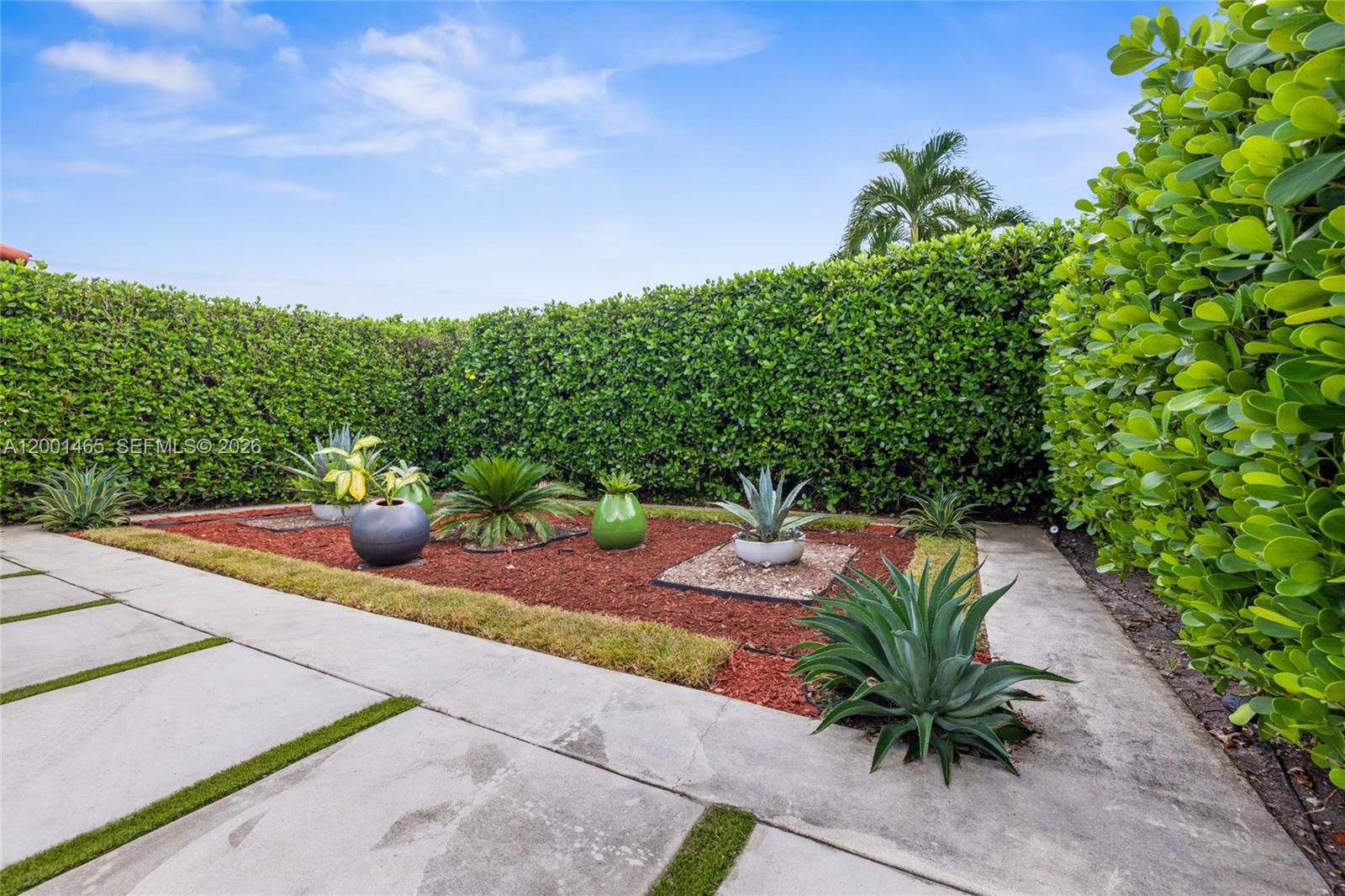 2121 Red Rd #0, Coral Gables FL 33155
