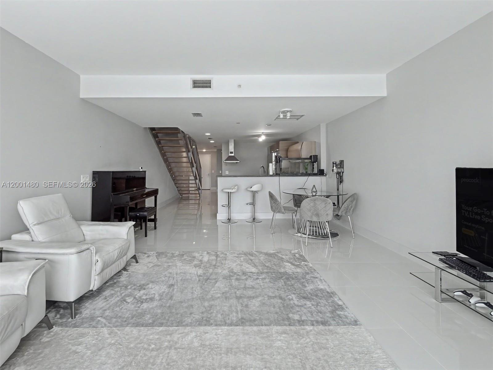 2950 NE 188th St #435, Aventura FL 33180