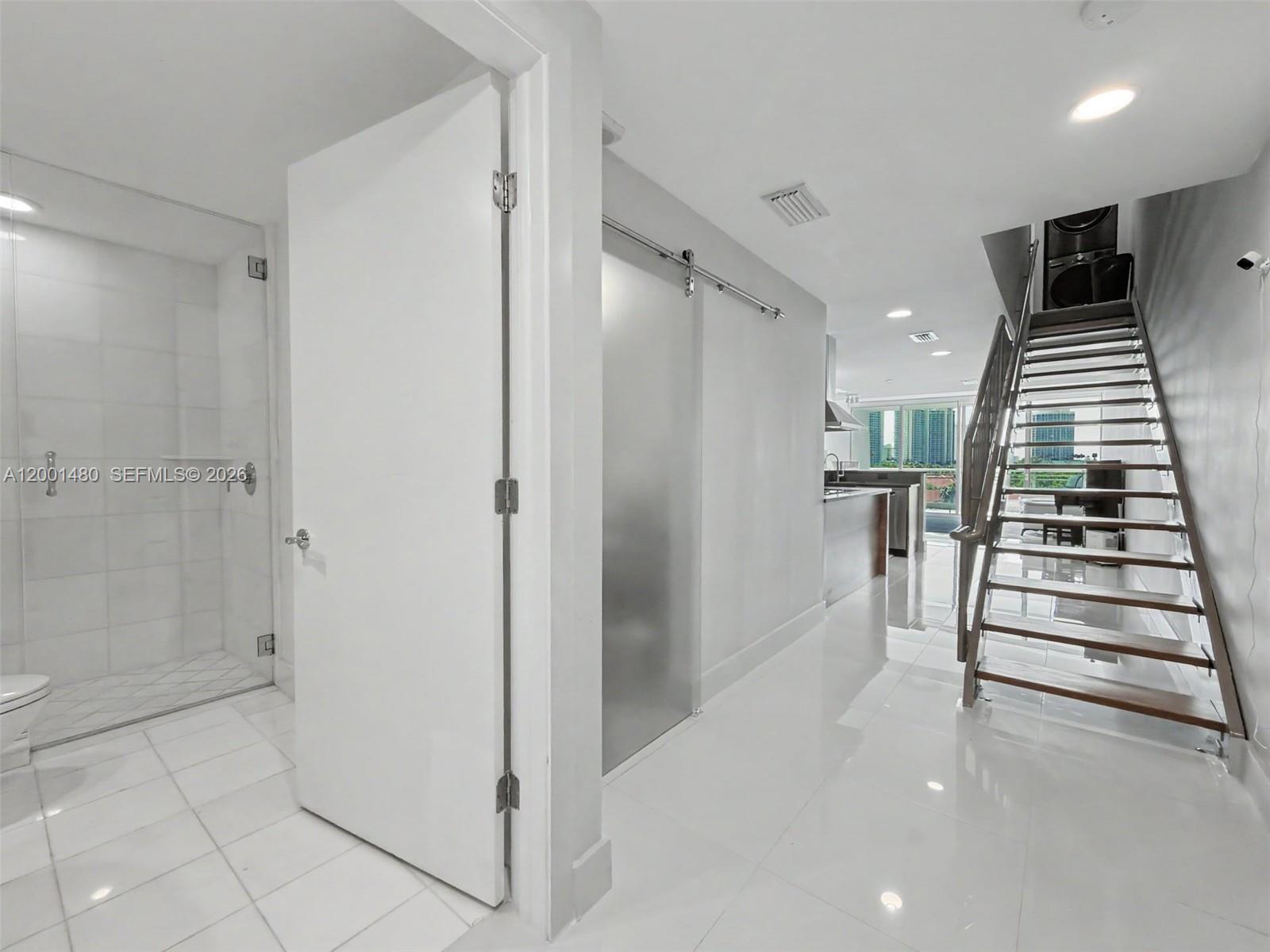 2950 NE 188th St #435, Aventura FL 33180