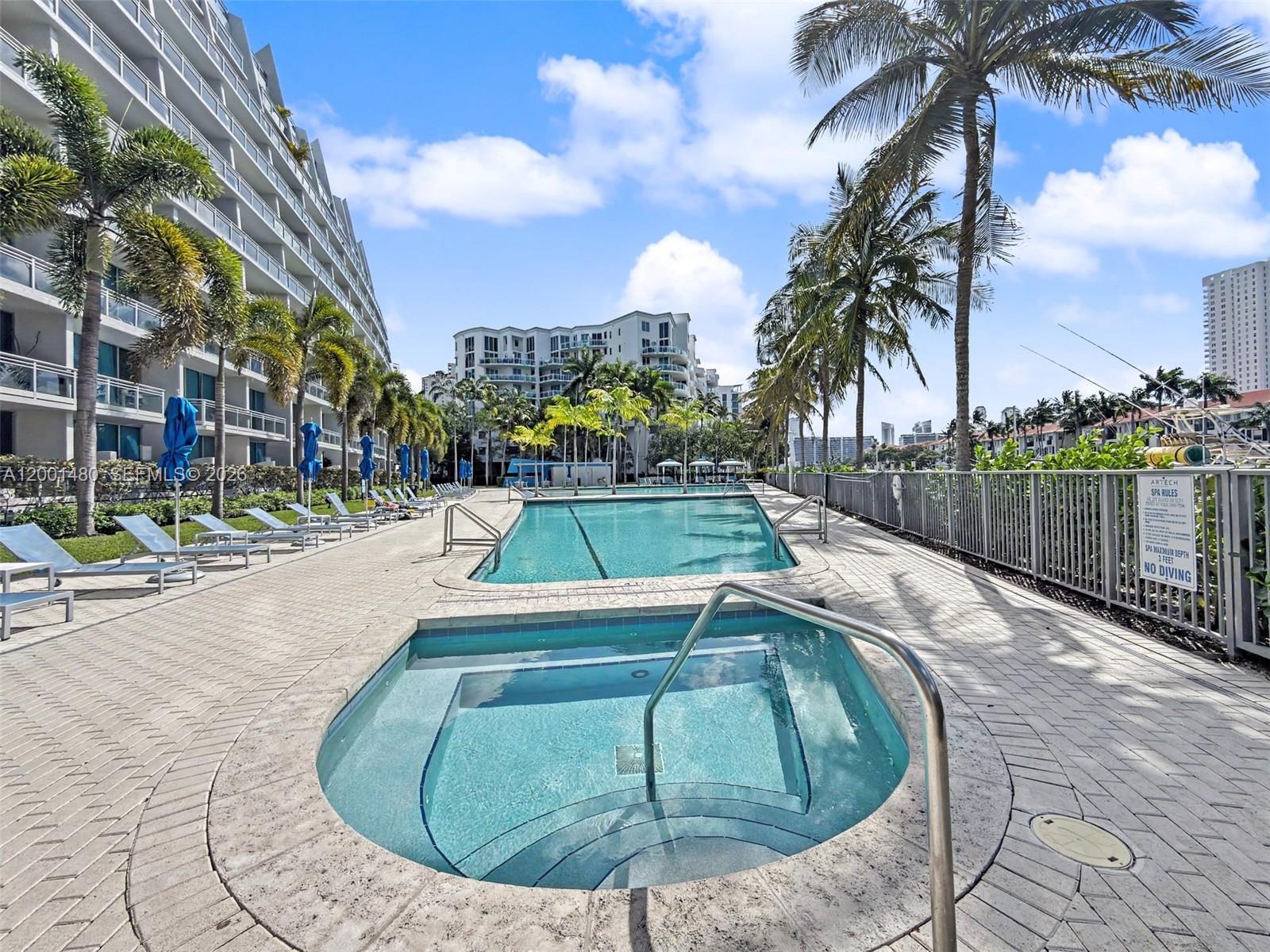 2950 NE 188th St #435, Aventura FL 33180
