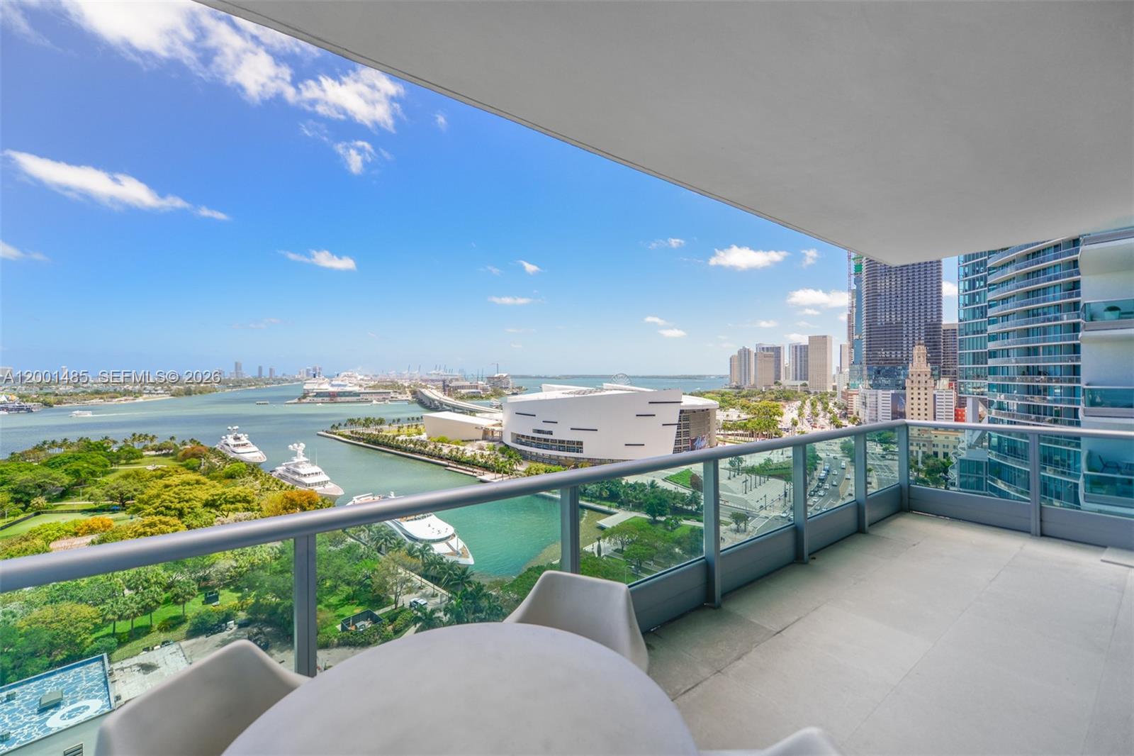 900 Biscayne Blvd #2104, Miami FL 33132