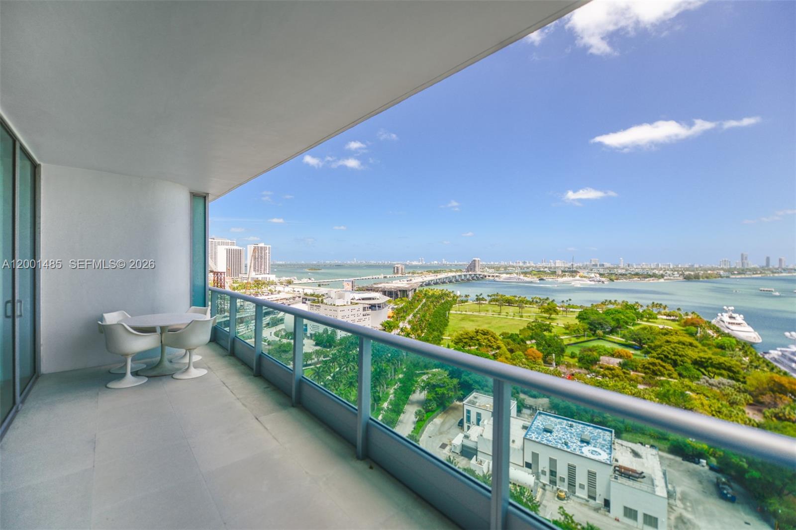 900 Biscayne Blvd #2104, Miami FL 33132