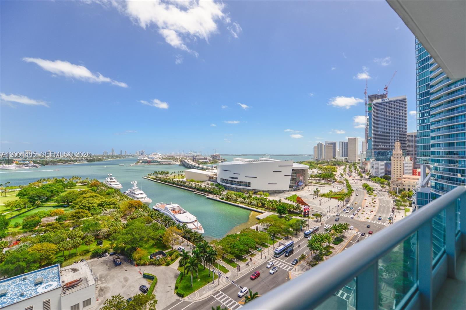900 Biscayne Blvd #2104, Miami FL 33132