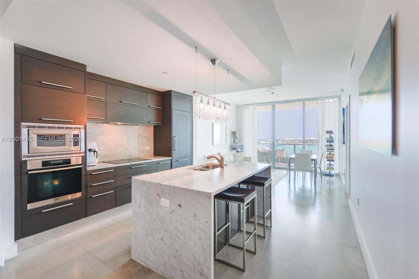 900 Biscayne Blvd #2104, Miami FL 33132