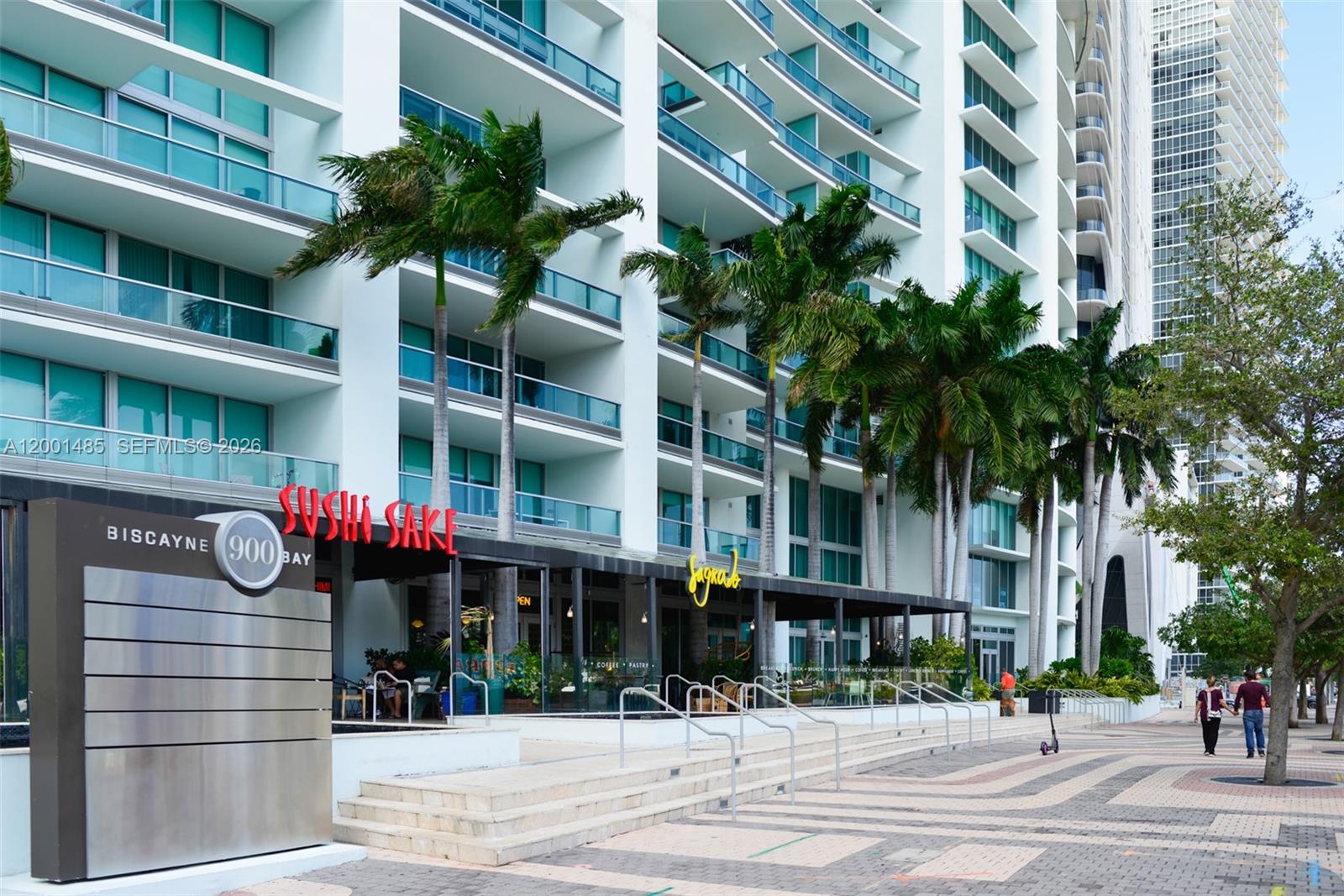 900 Biscayne Blvd #2104, Miami FL 33132