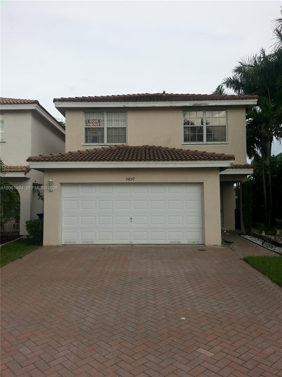 5450 NW 94th Ter, Sunrise FL 33351