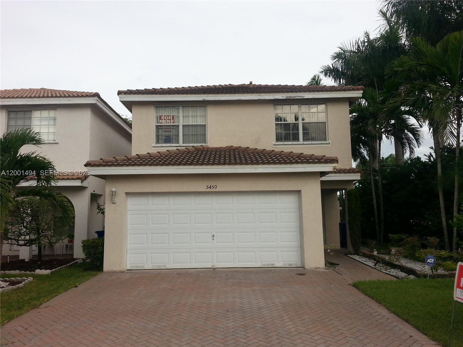 5450 NW 94th Ter, Sunrise FL 33351