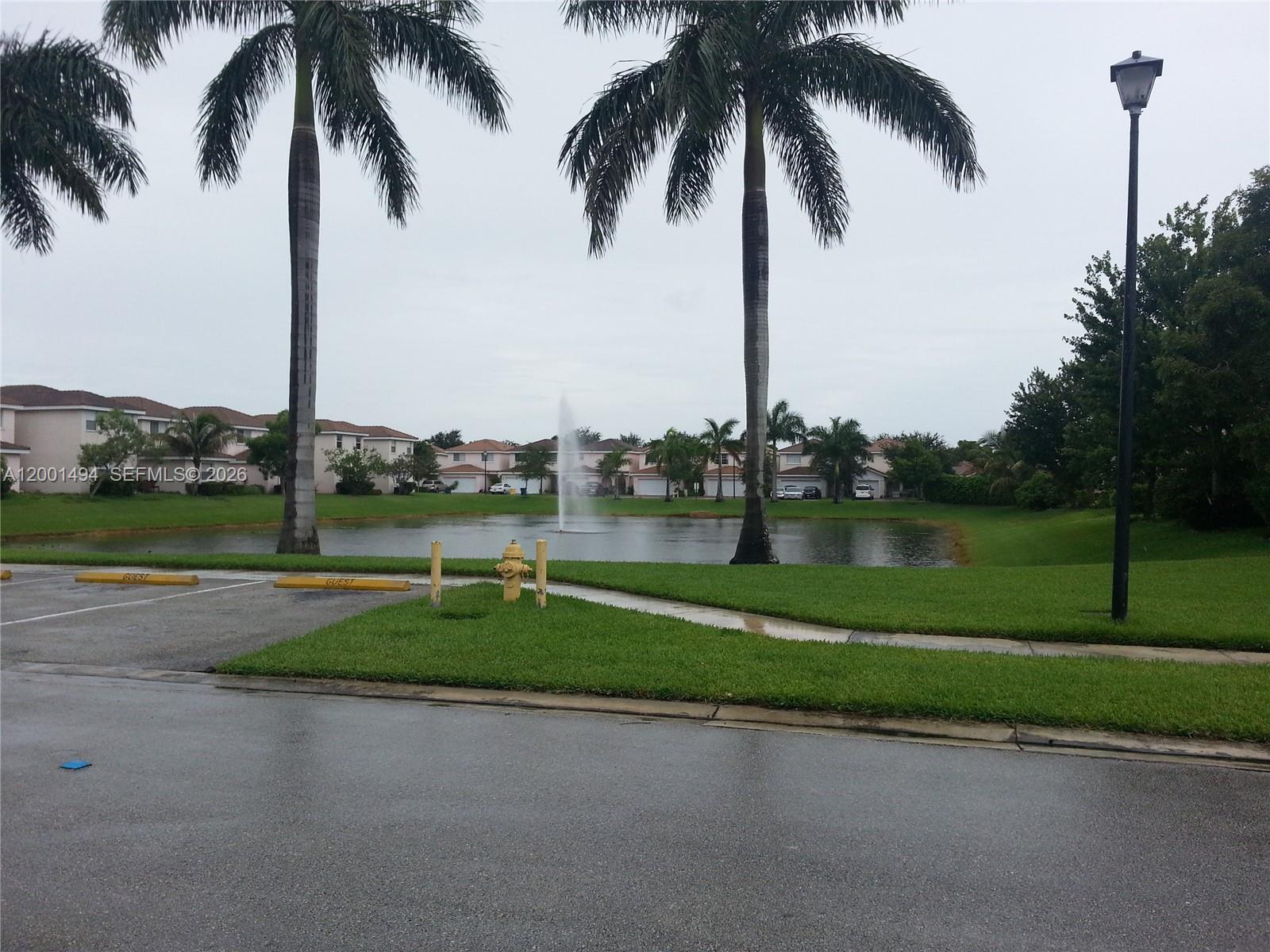 5450 NW 94th Ter, Sunrise FL 33351