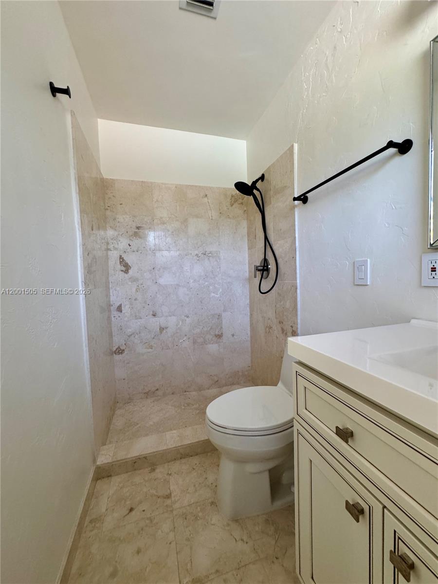 1093 SW 14th St, Boca Raton FL 33486