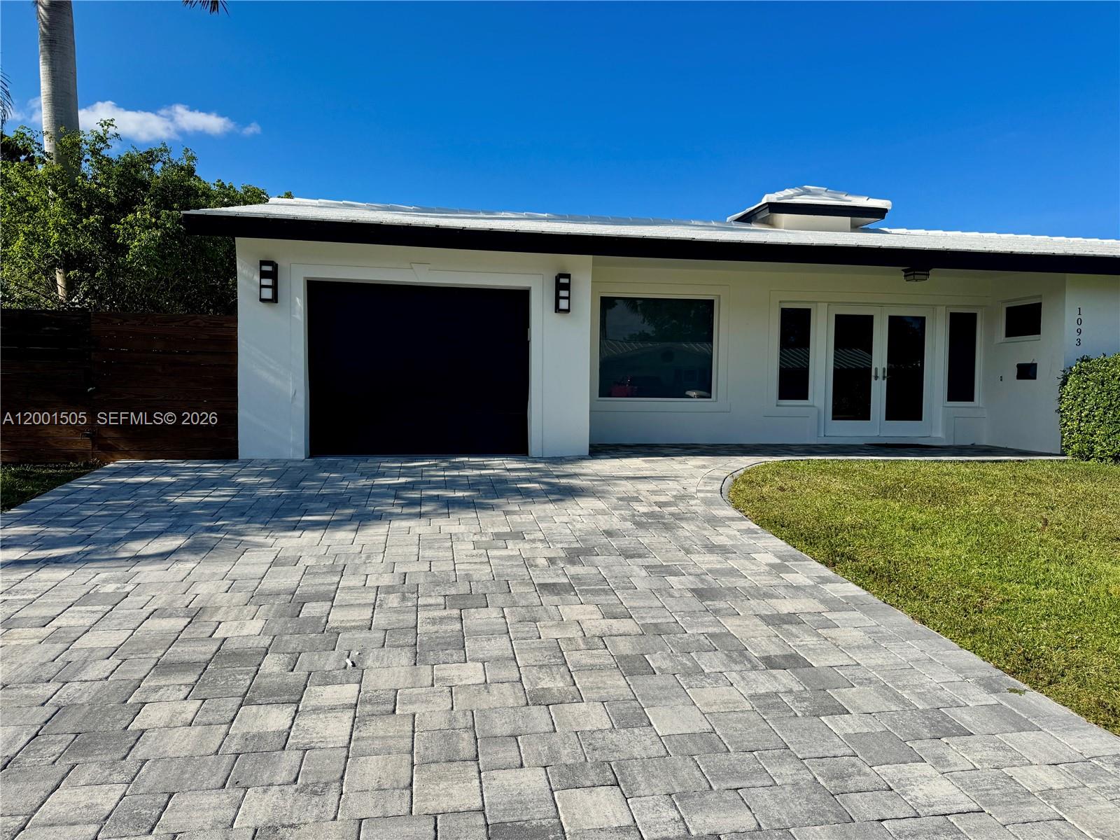 1093 SW 14th St, Boca Raton FL 33486