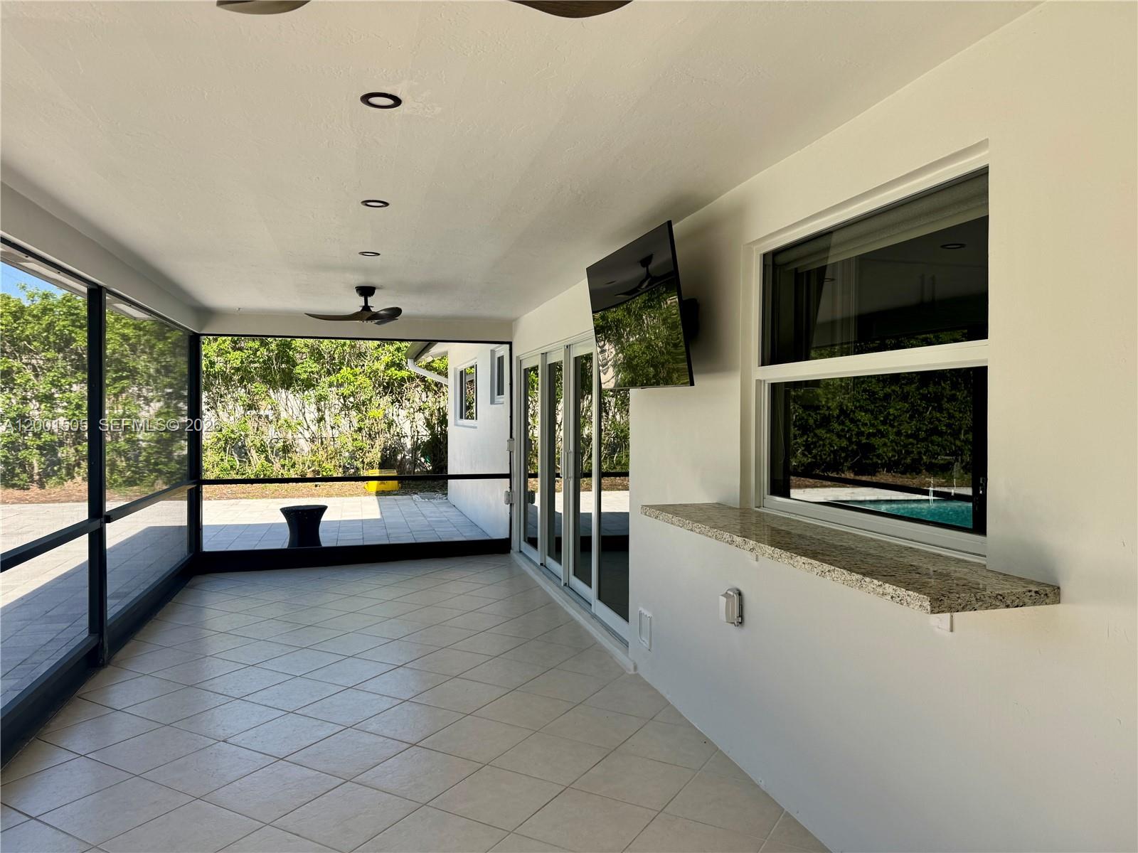 1093 SW 14th St, Boca Raton FL 33486