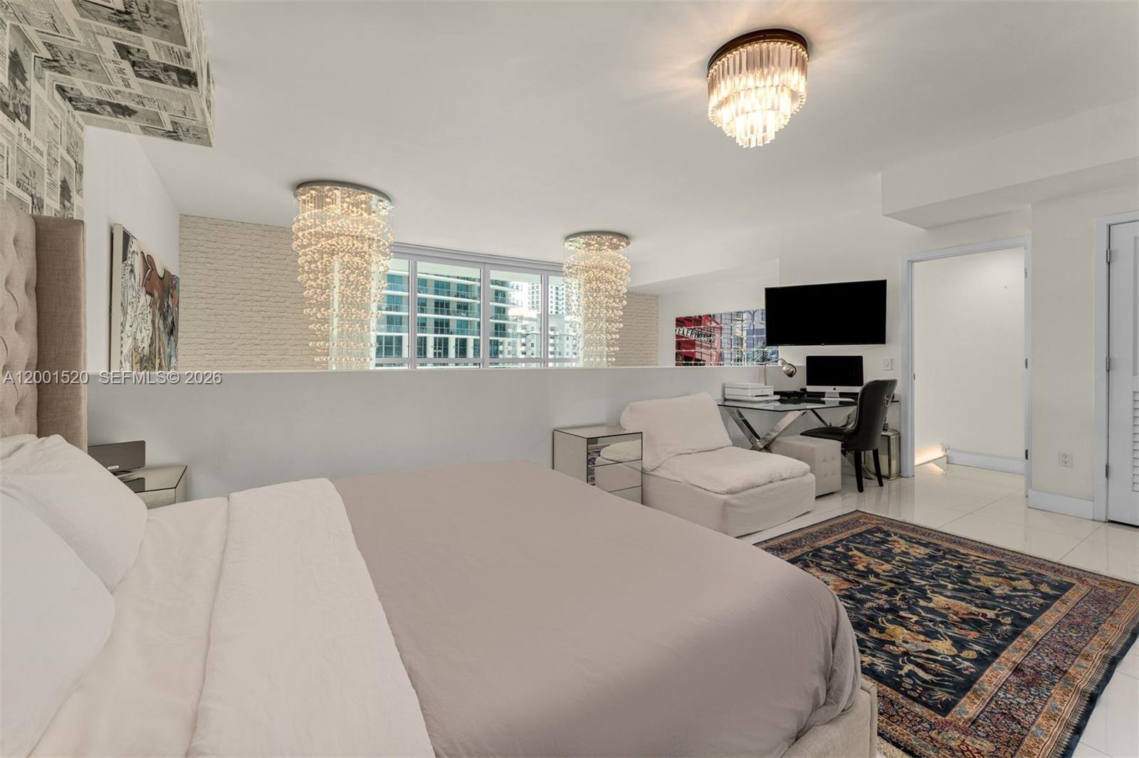 1080 Brickell Ave #905, Miami FL 33131