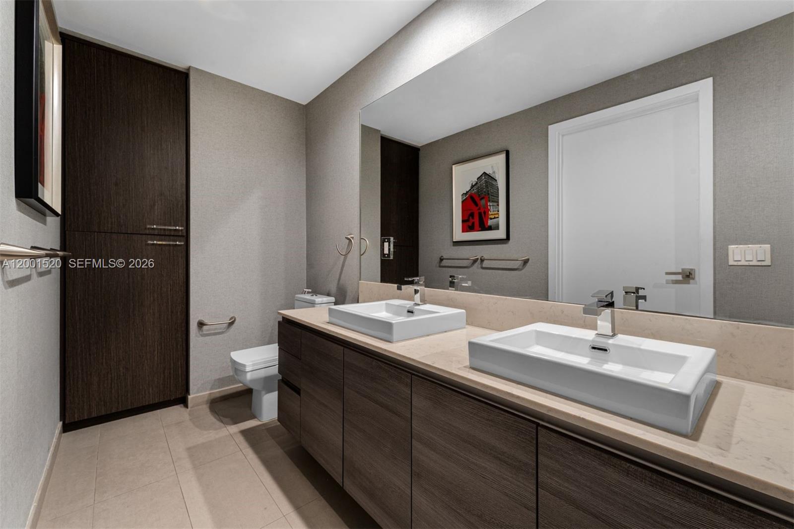 1080 Brickell Ave #905, Miami FL 33131