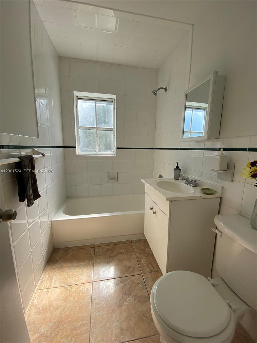 9870 Nicaragua Dr #9870, Cutler Bay FL 33189
