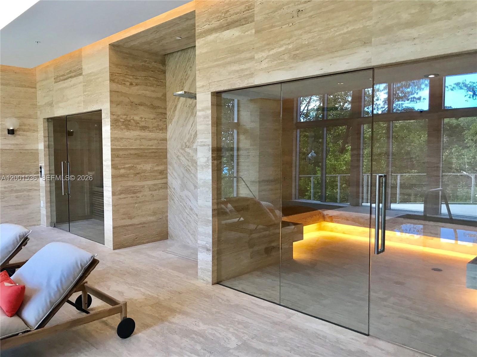 16385 Biscayne Blvd. #1902, North Miami Beach FL 33160