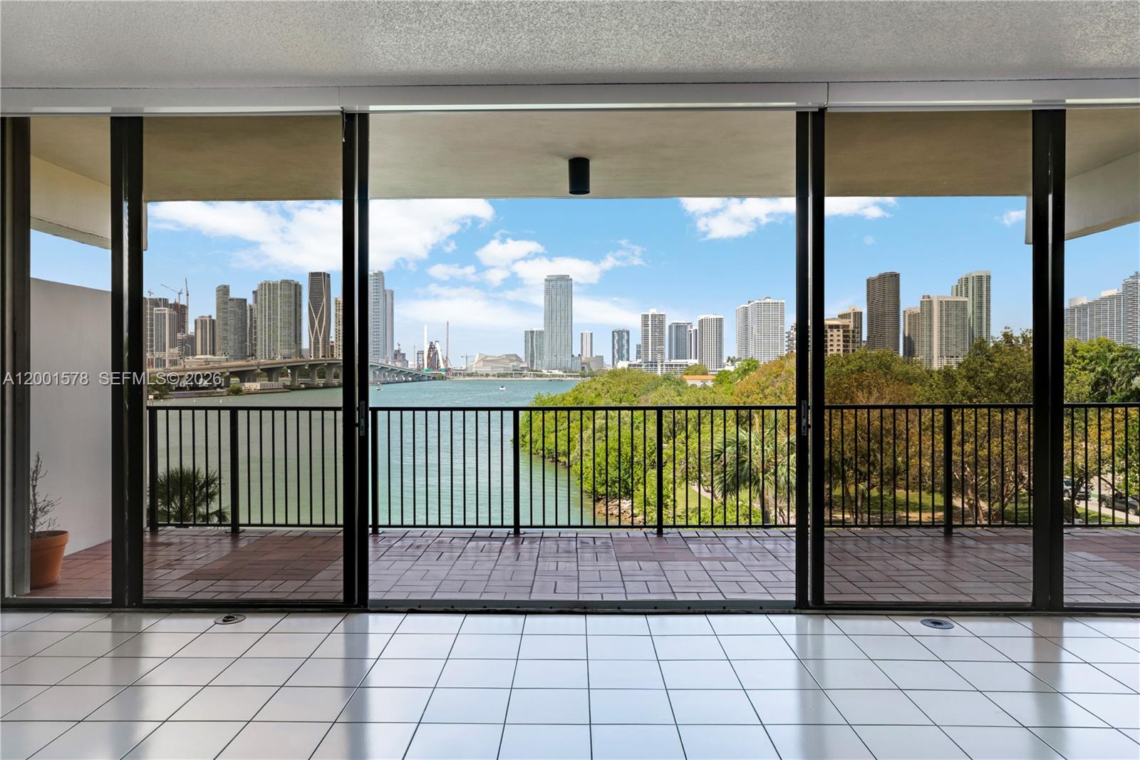 1000 Venetian Way #408, Miami FL 33139