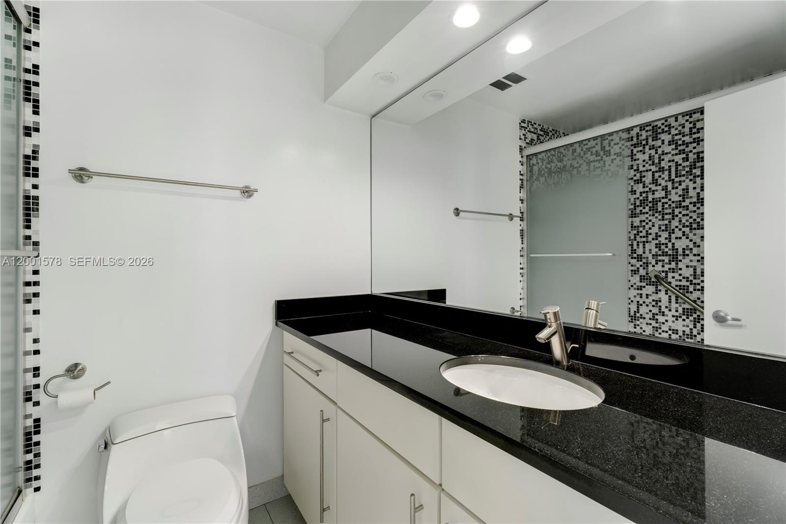 1000 Venetian Way #408, Miami FL 33139
