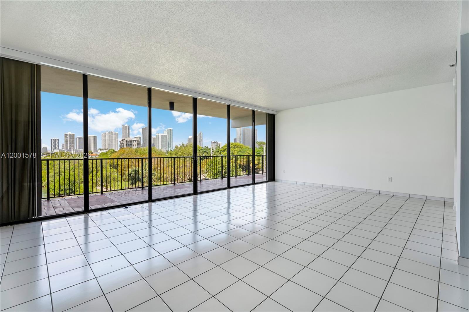 1000 Venetian Way #408, Miami FL 33139