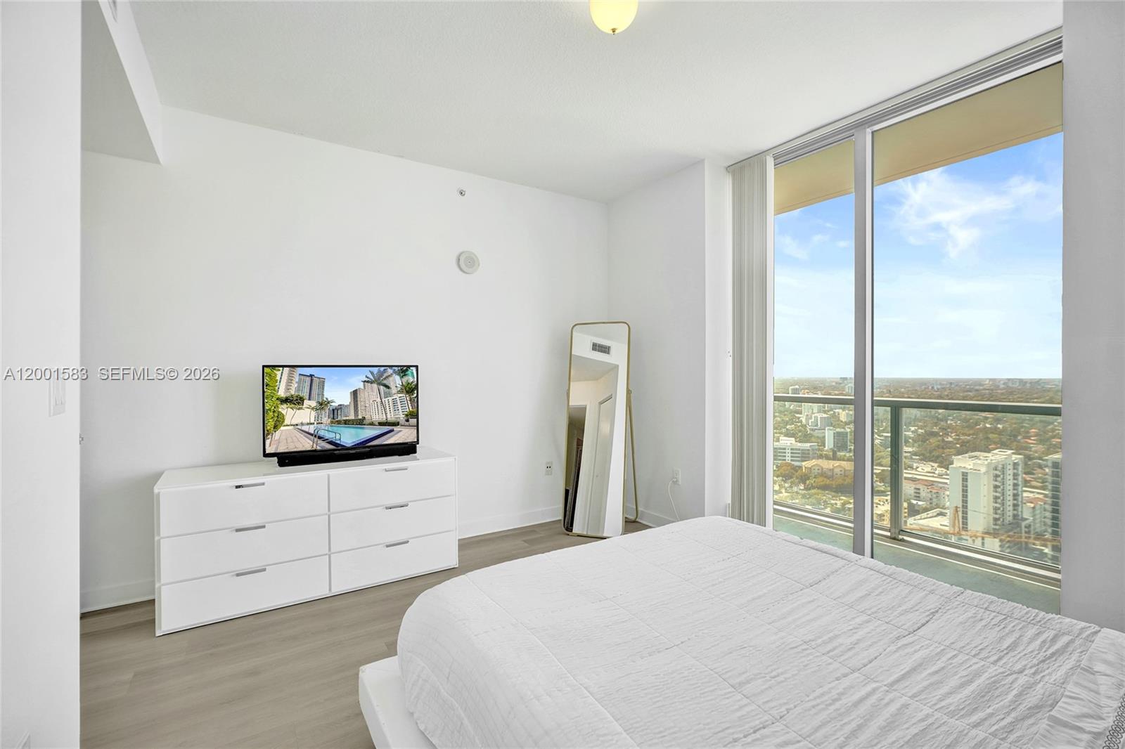 1111 SW 1st Ave #3514-N, Miami FL 33130