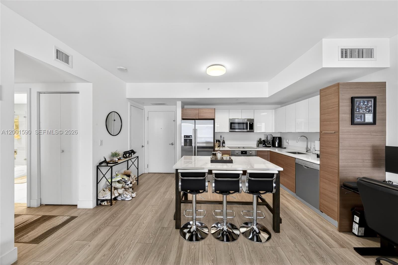 1010 SW 2nd Ave #1605, Miami FL 33130