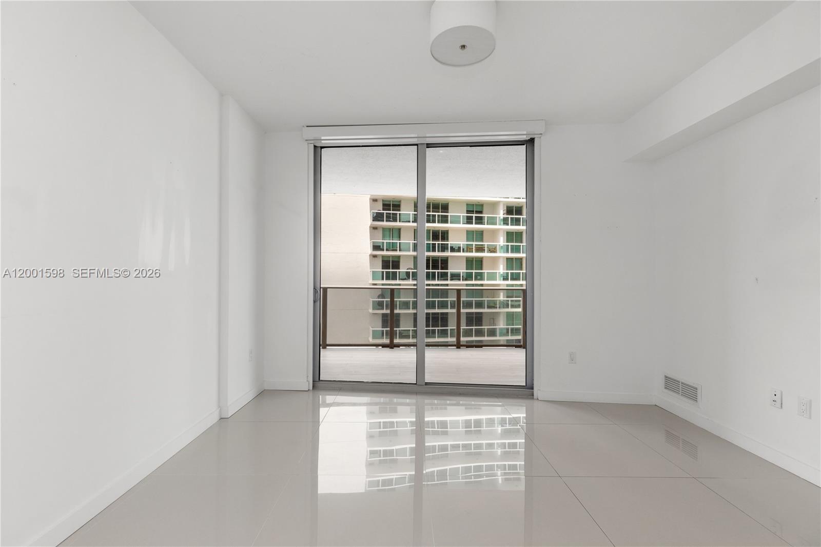 488 NE 18th St #1807, Miami FL 33132