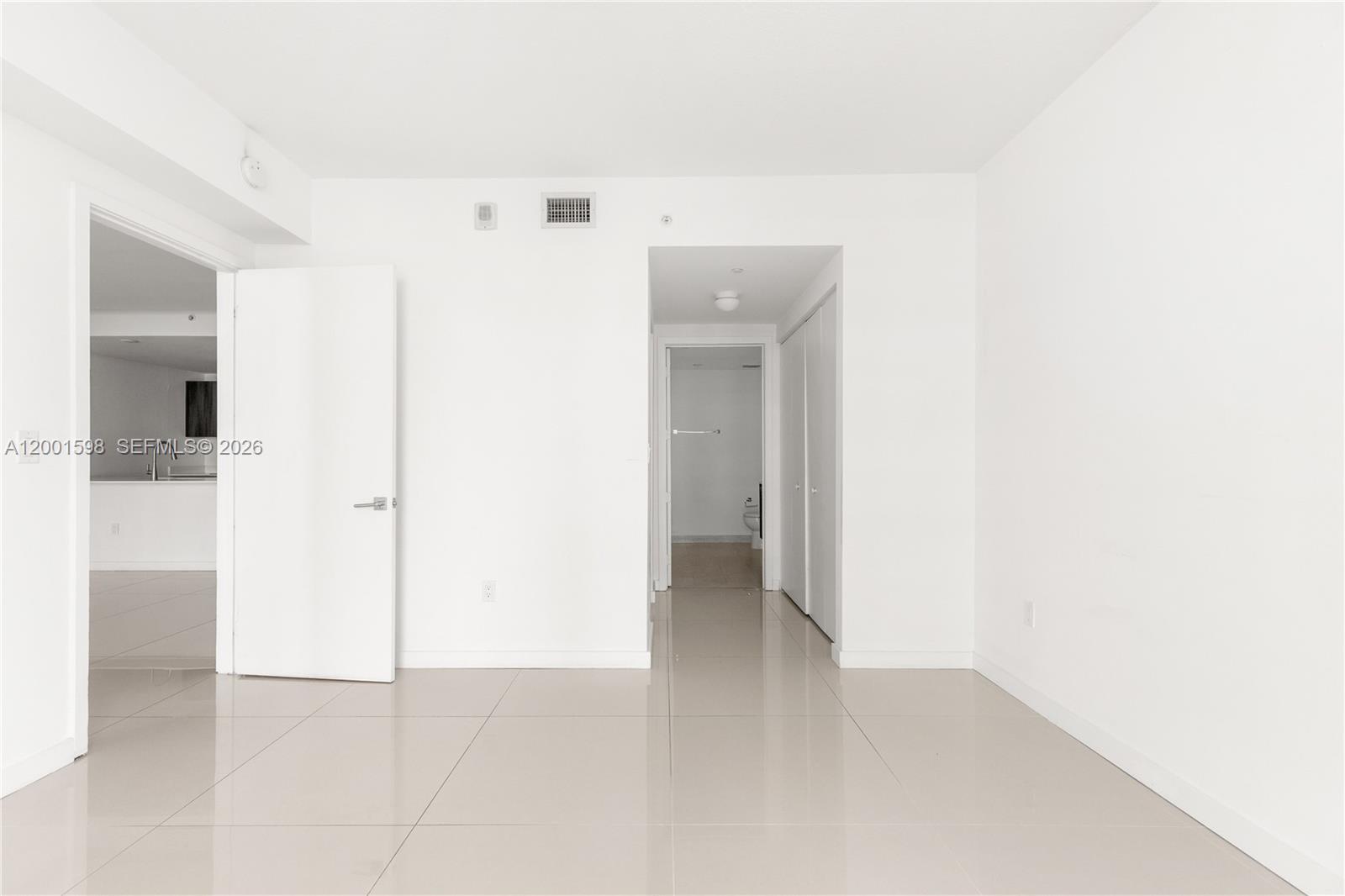 488 NE 18th St #1807, Miami FL 33132