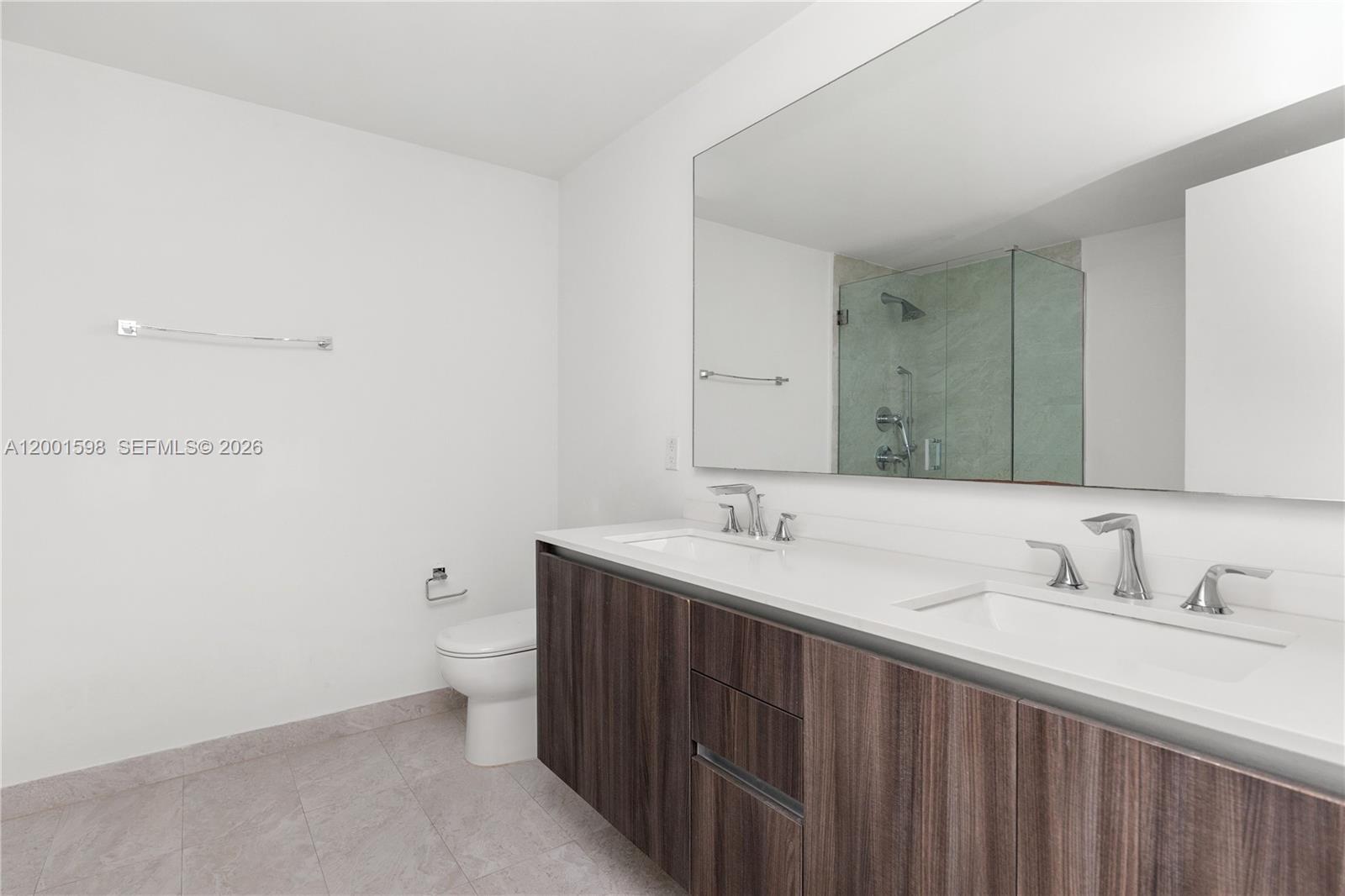 488 NE 18th St #1807, Miami FL 33132