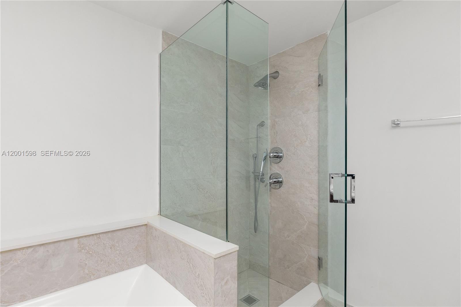 488 NE 18th St #1807, Miami FL 33132