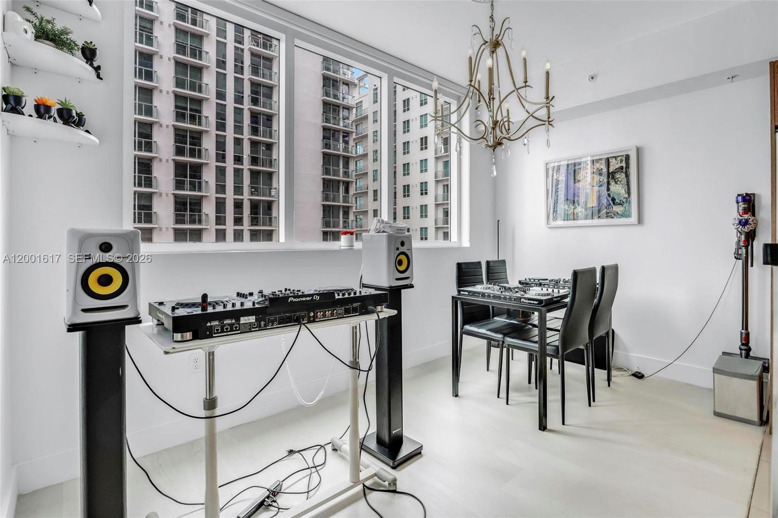 253 NE 2nd St #1608, Miami FL 33132