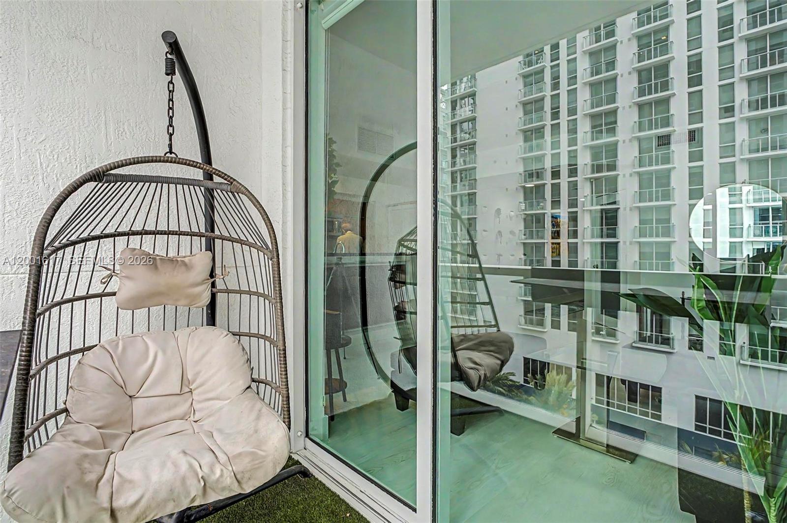 253 NE 2nd St #1608, Miami FL 33132