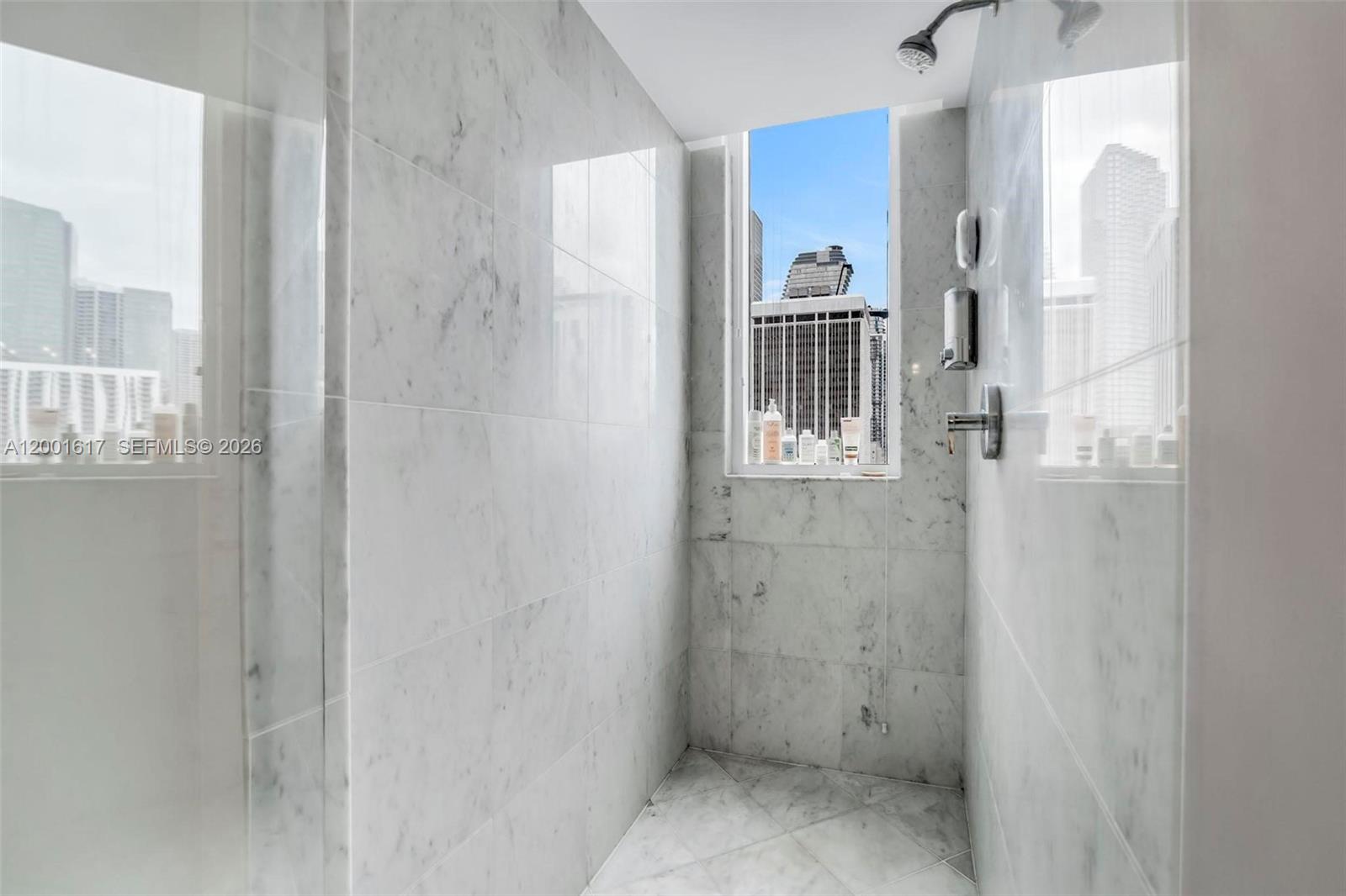 253 NE 2nd St #1608, Miami FL 33132