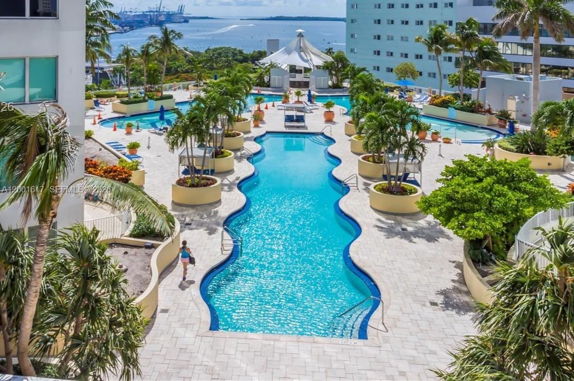 253 NE 2nd St #1608, Miami FL 33132
