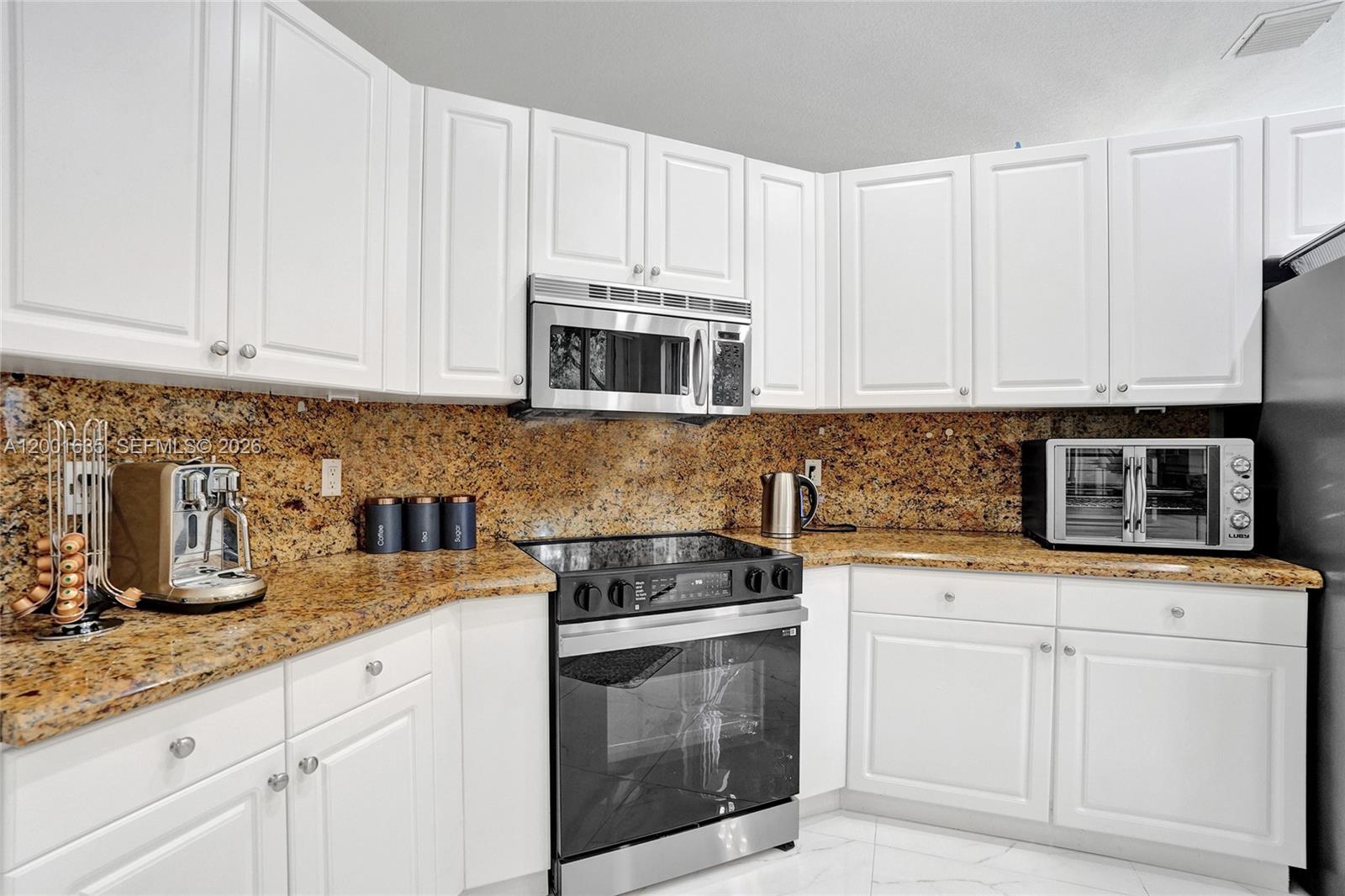 4286 NW 42nd Ter, Coconut Creek FL 33073