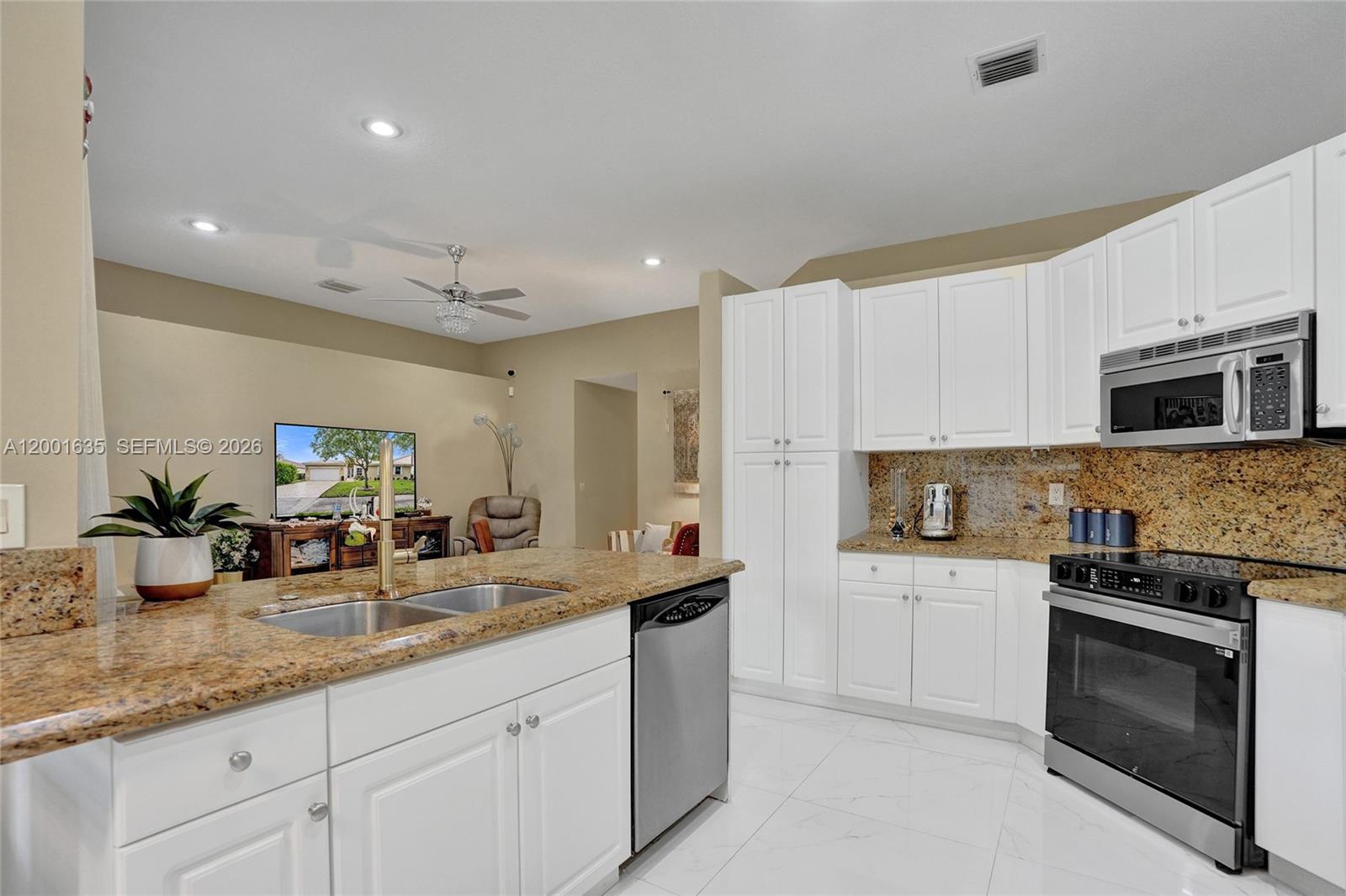 4286 NW 42nd Ter, Coconut Creek FL 33073