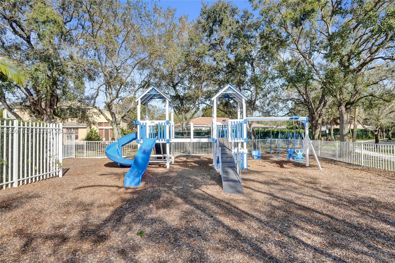 4286 NW 42nd Ter, Coconut Creek FL 33073