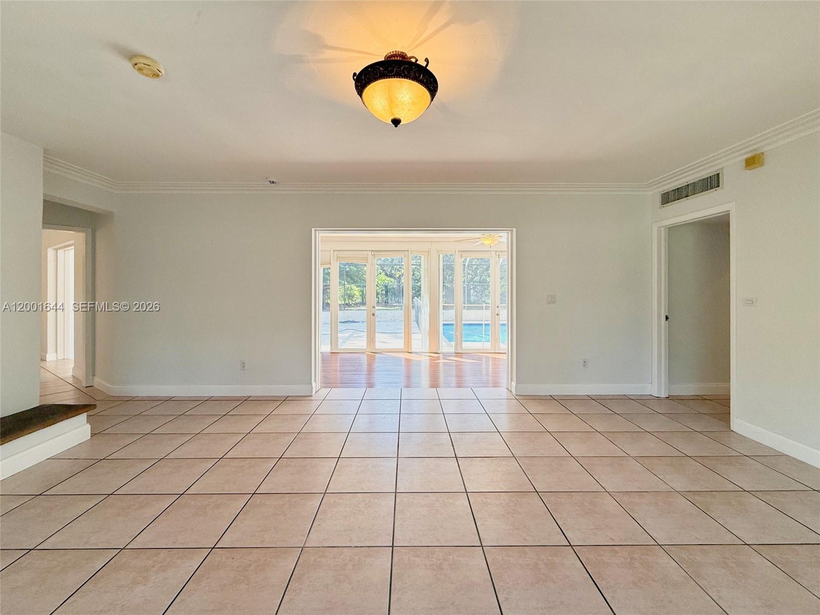 6282 SW 133rd St, Pinecrest FL 33156