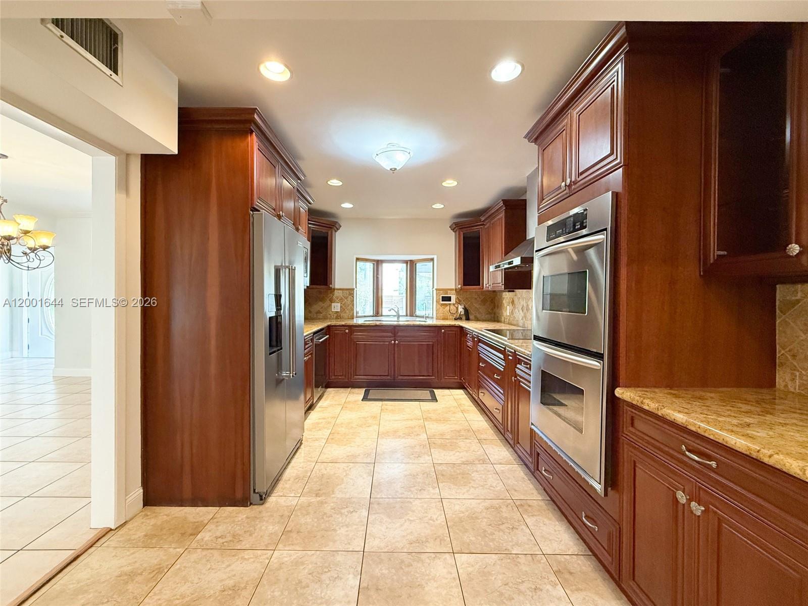 6282 SW 133rd St, Pinecrest FL 33156