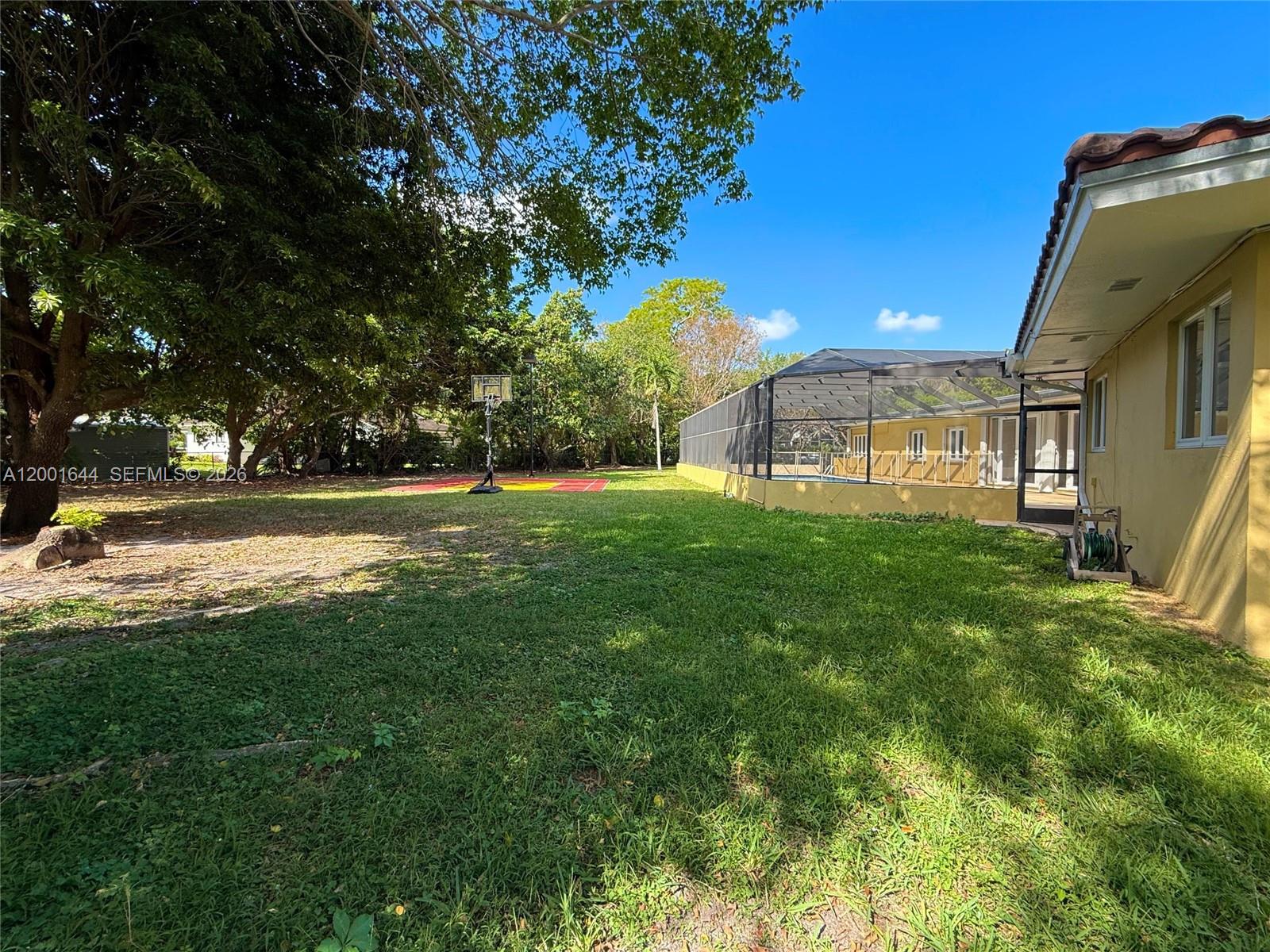 6282 SW 133rd St, Pinecrest FL 33156